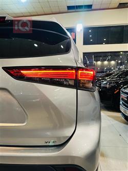 تۆیۆتا هایلاندەر